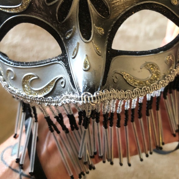 Masks - Picture 7 of 7